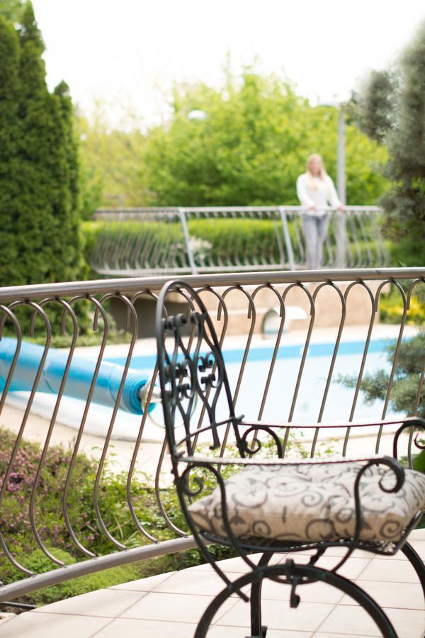 Villa Oliva Boutique Rooms Zamárdi Exteriér fotografie